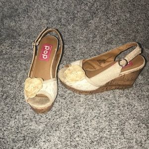 Wedge shoes
